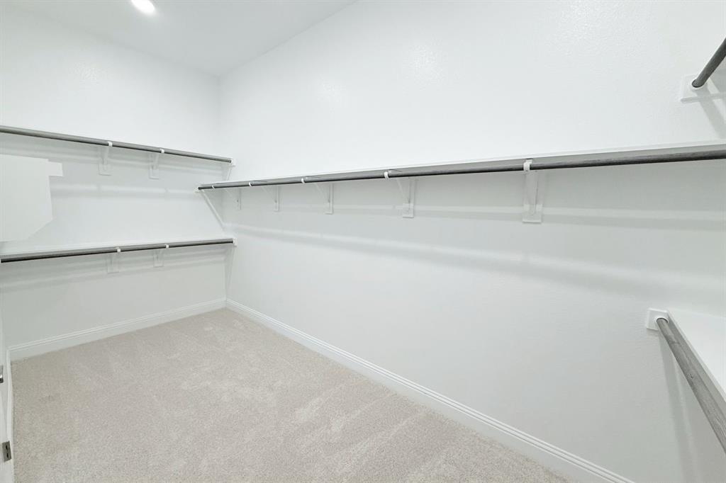 9813 Chesney Drive Property Photo 6