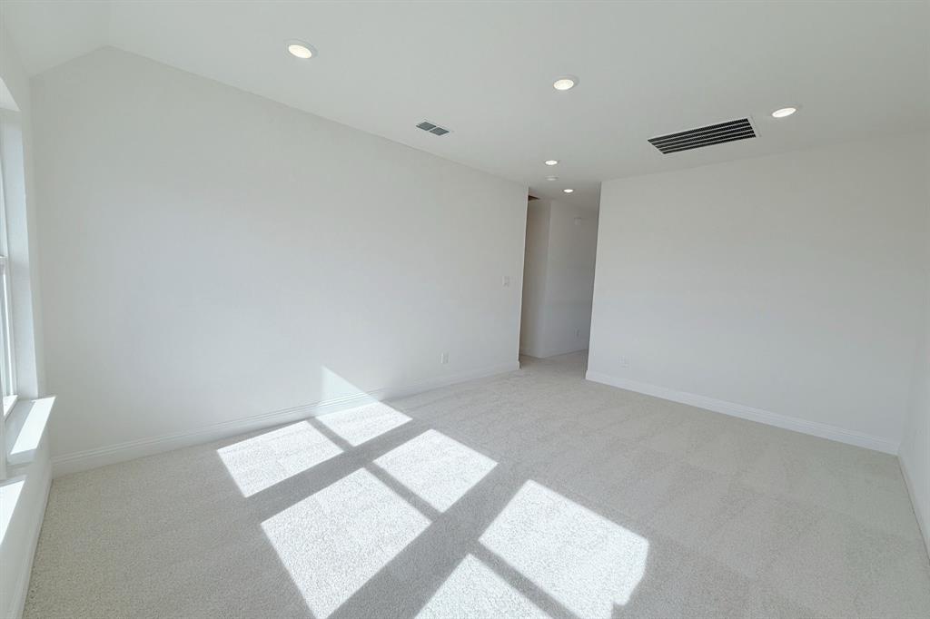 9813 Chesney Drive Property Photo 15