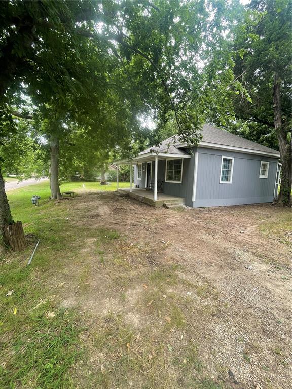 205 1st Property Photo 2