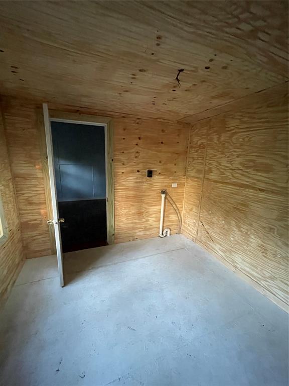 205 1st Property Photo 5