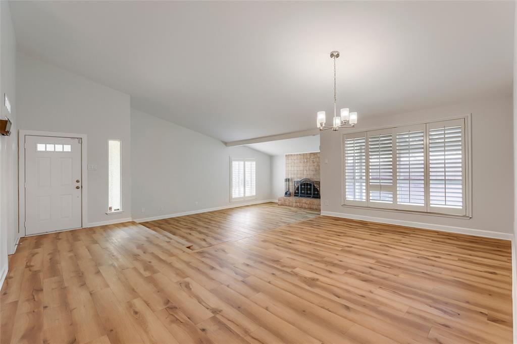 6639 Roundrock Road Property Photo 9