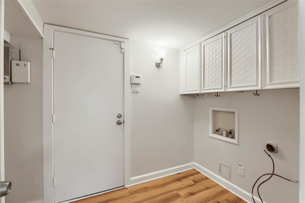 6639 Roundrock Road Property Photo 24
