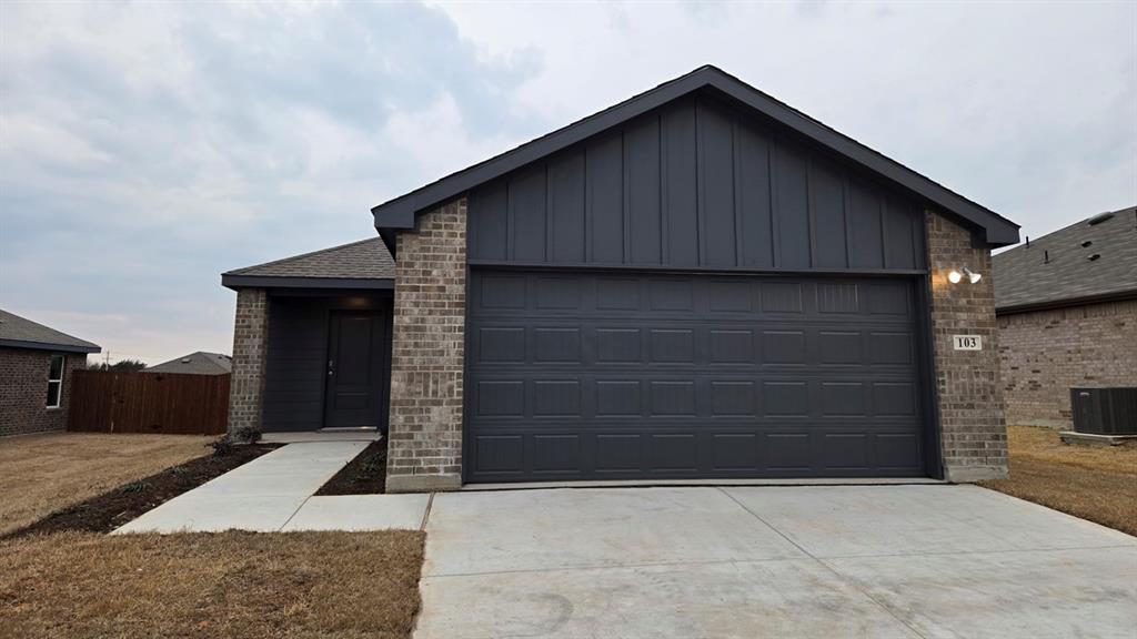 103 Choctaw Drive Property Photo 1