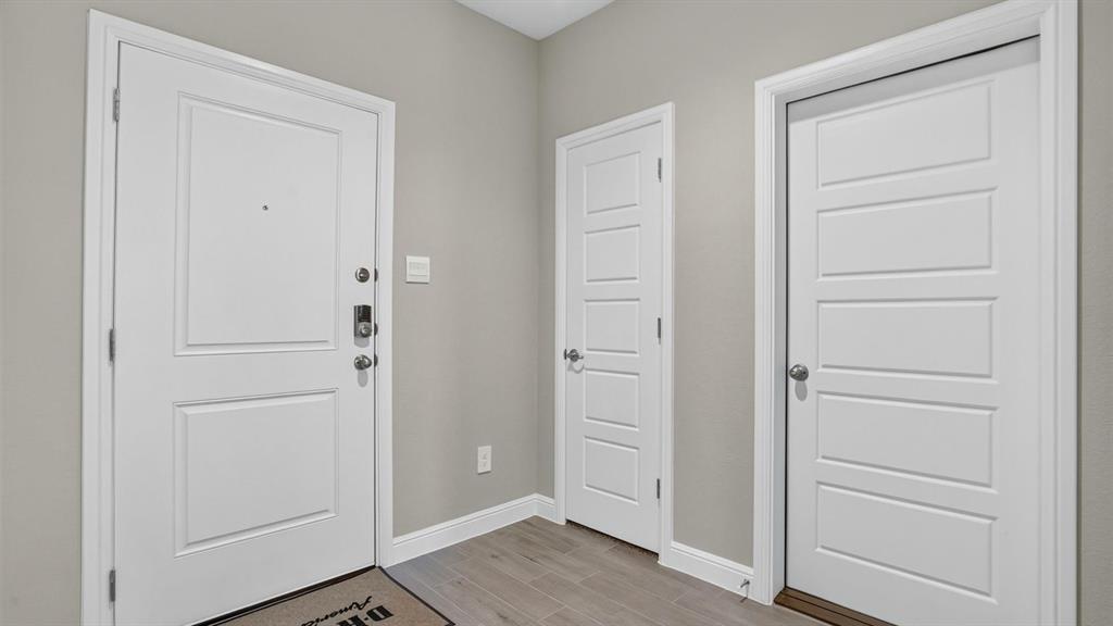 10632 Zircon Lane Property Photo 2