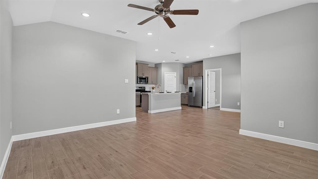 10632 Zircon Lane Property Photo 15