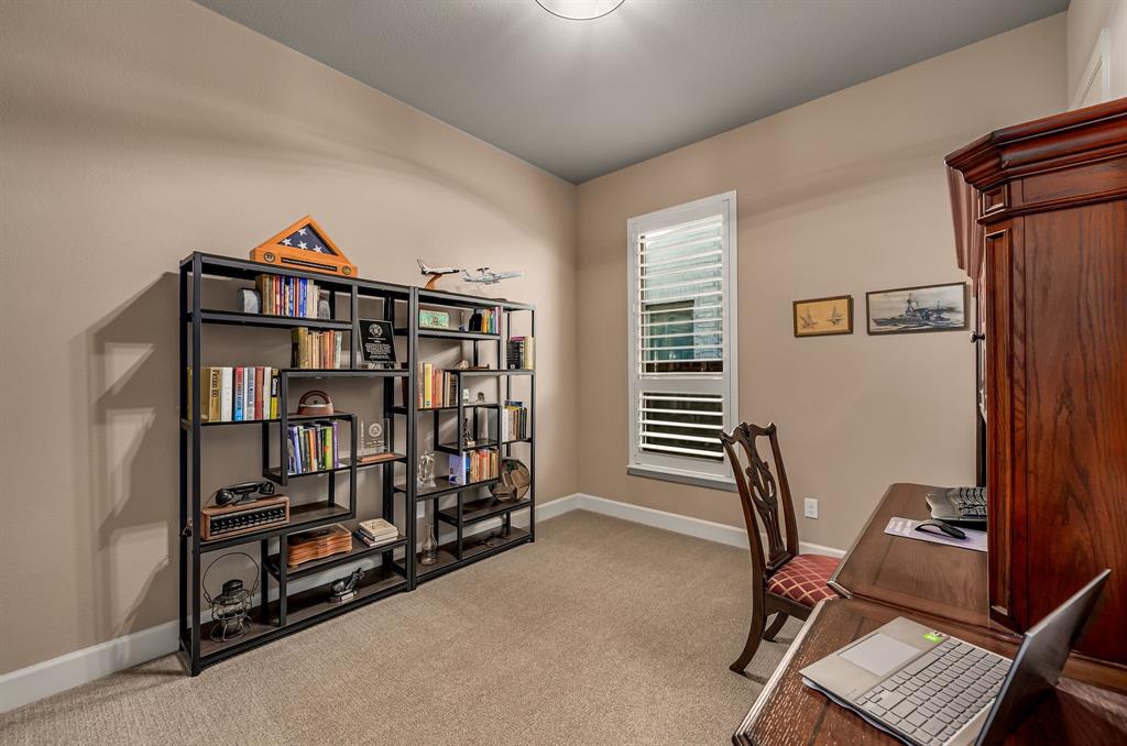 3025 Warrington Property Photo 36