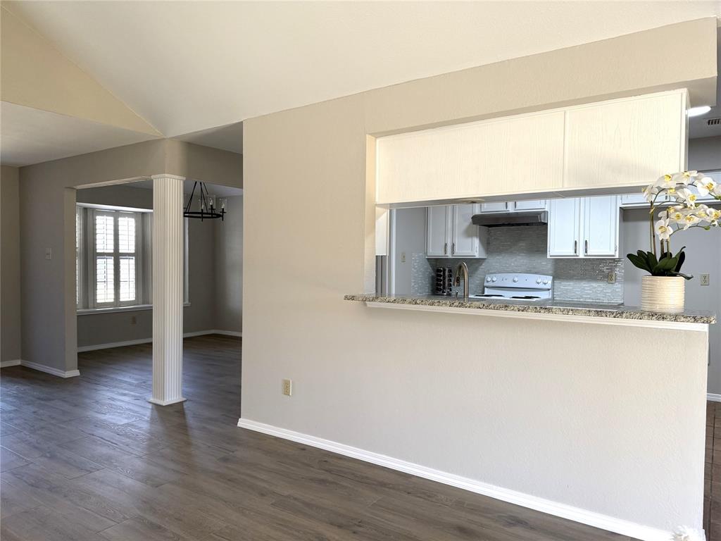 652 Harrison Drive Property Photo 10
