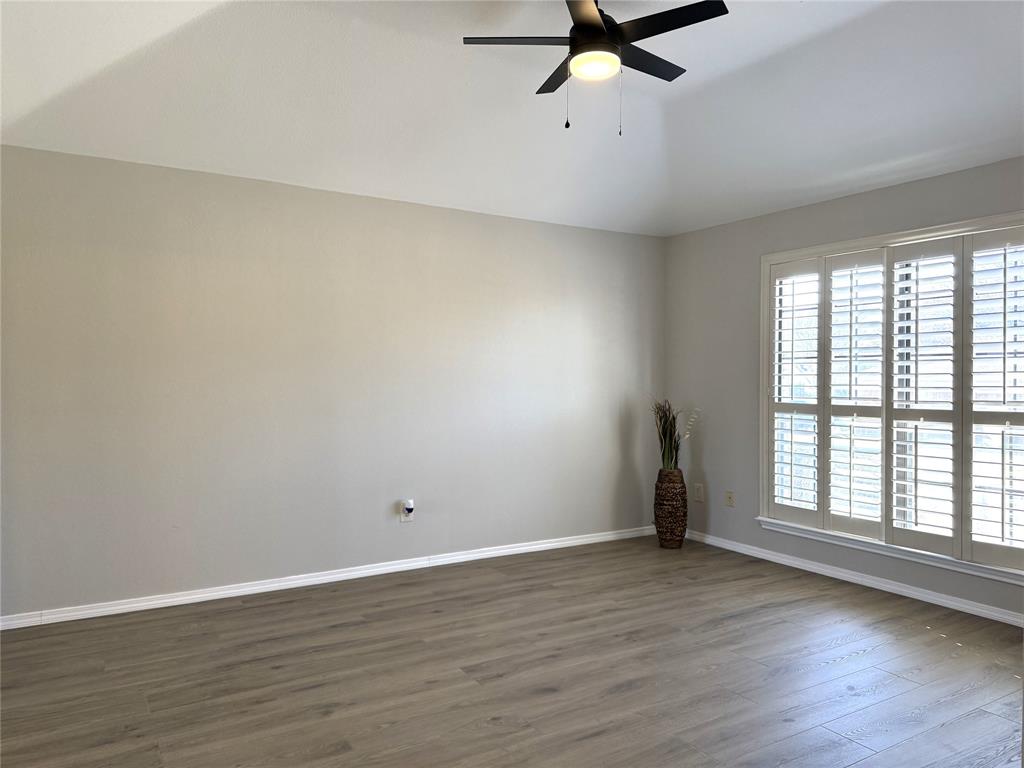 652 Harrison Drive Property Photo 14