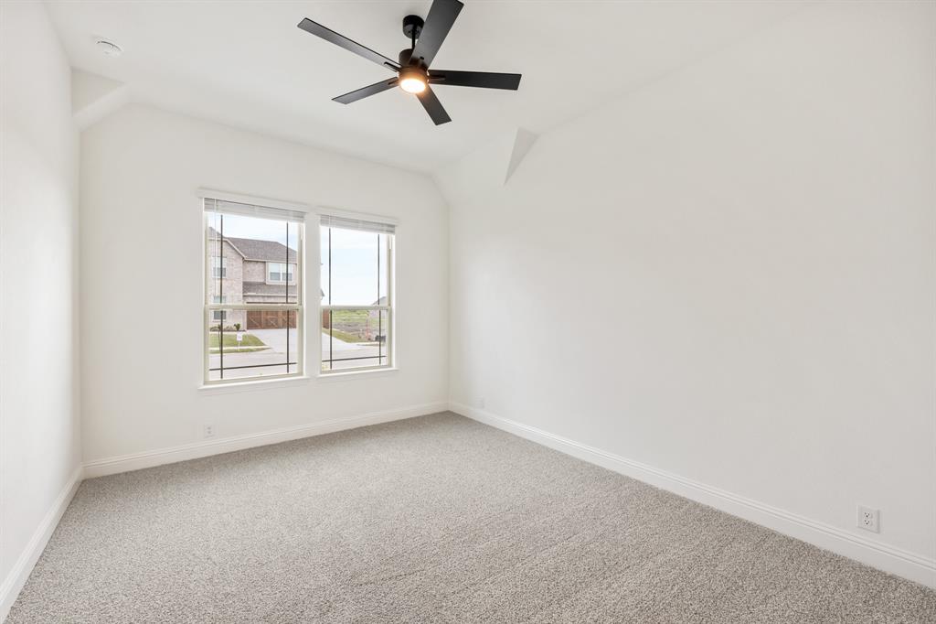 2406 Drummond Street Property Photo 6