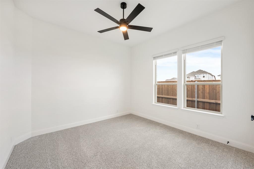 2406 Drummond Street Property Photo 10
