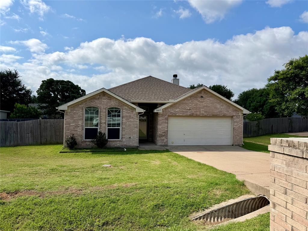 3005 Stroll Drive Property Photo 1