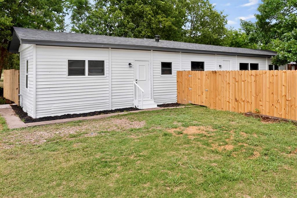 3112 Red River Street Property Photo 1