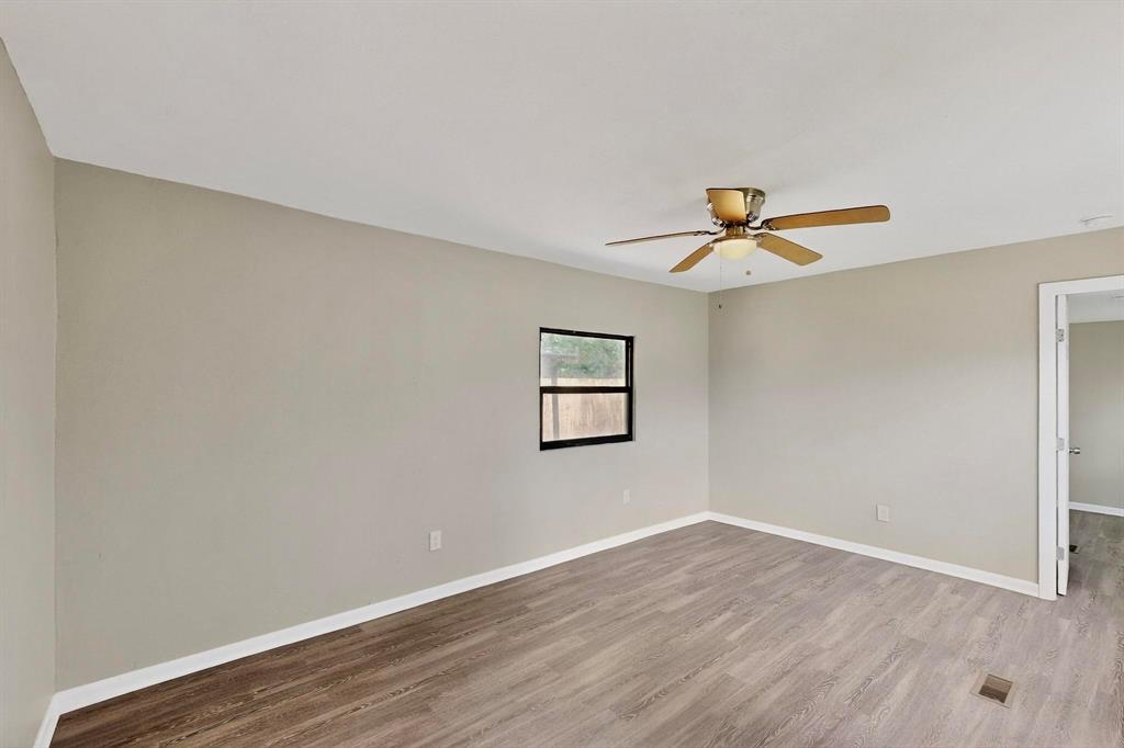 3112 Red River Street Property Photo 14