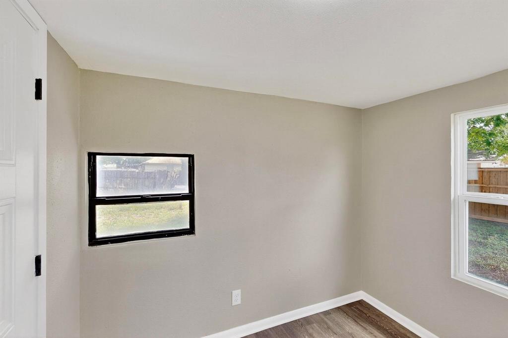 3112 Red River Street Property Photo 25