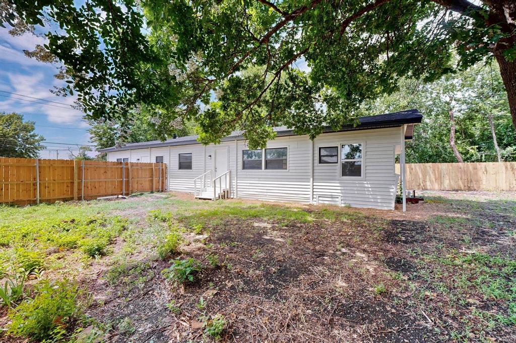 3112 Red River Street Property Photo 31