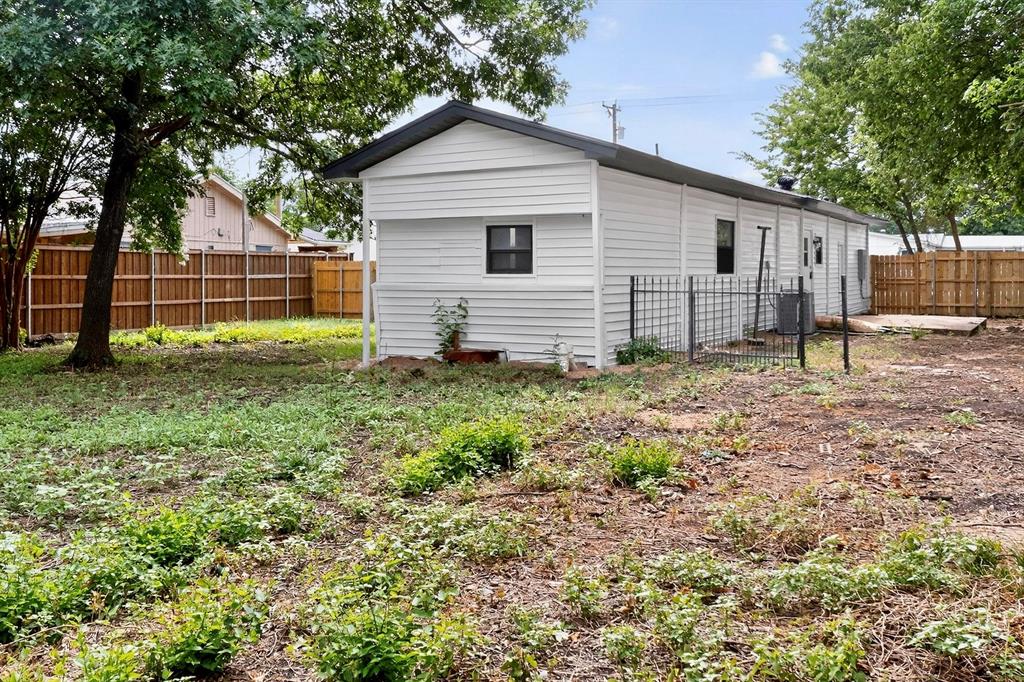3112 Red River Street Property Photo 38