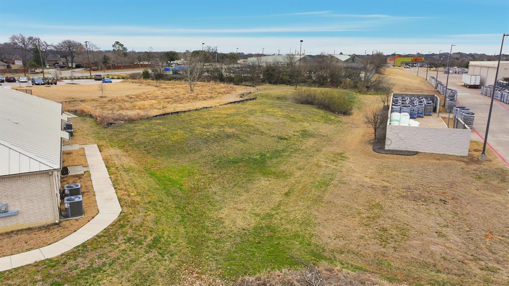 6130 Precinct Line Road Property Photo 4