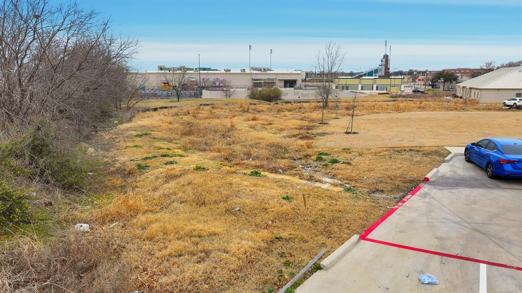 6130 Precinct Line Road Property Photo 6