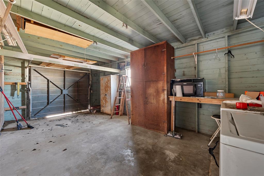 310 S 3rd Street Property Photo 16