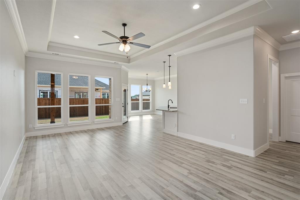 723 Cobblestone Circle Property Photo 3