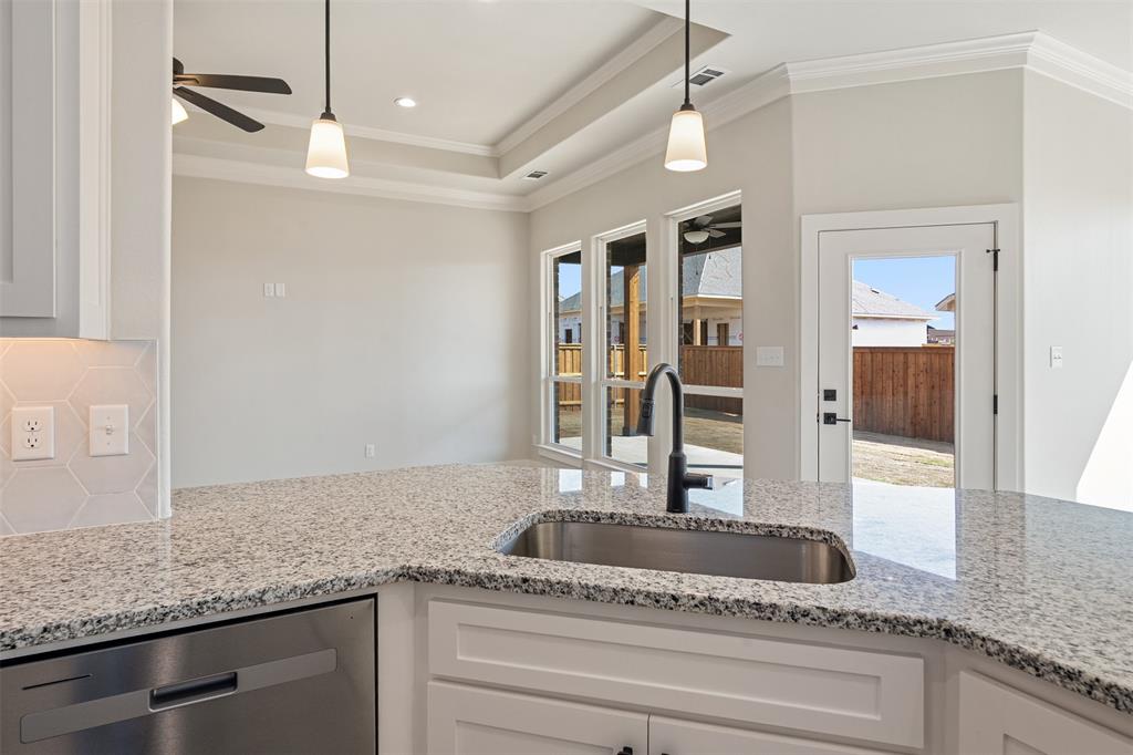 723 Cobblestone Circle Property Photo 12