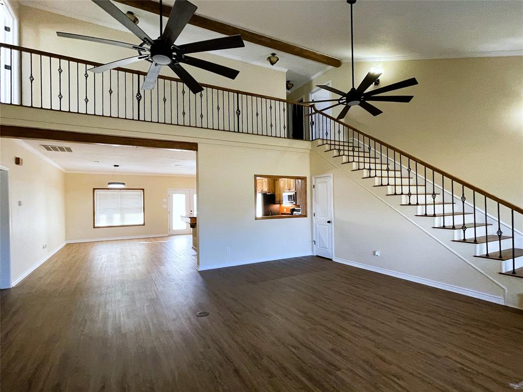 107 S Highway 14 Property Photo 10