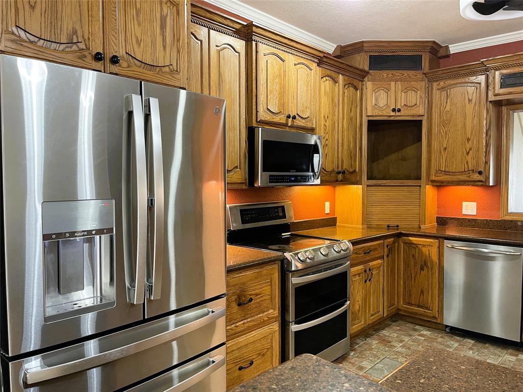 107 S Highway 14 Property Photo 13