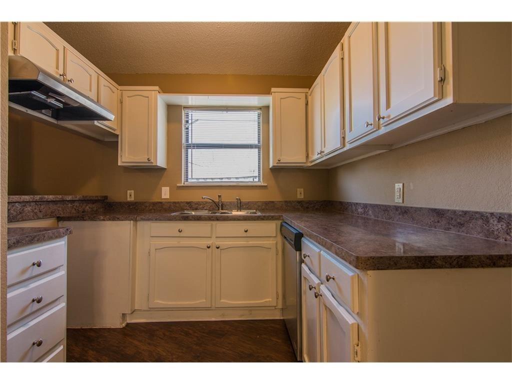 1080 W Hills Terrace Property Photo 6