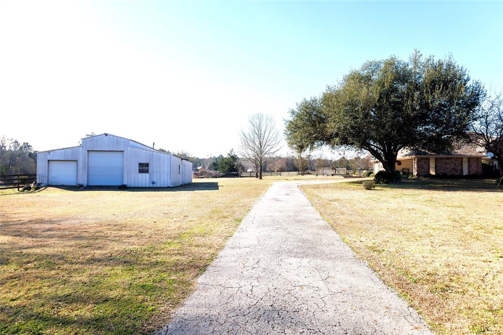 12987 County Road 452 Property Photo 11
