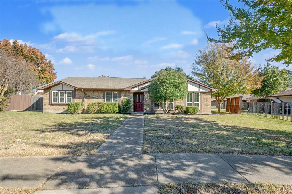 2304 Twilight Circle Property Photo 1