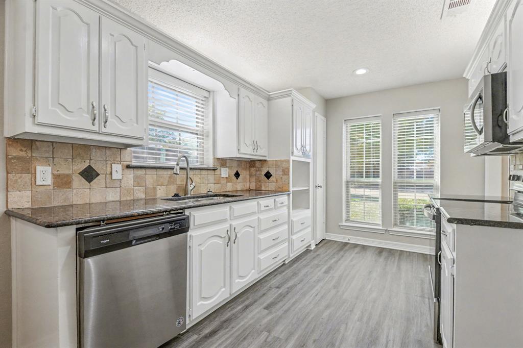 2304 Twilight Circle Property Photo 1