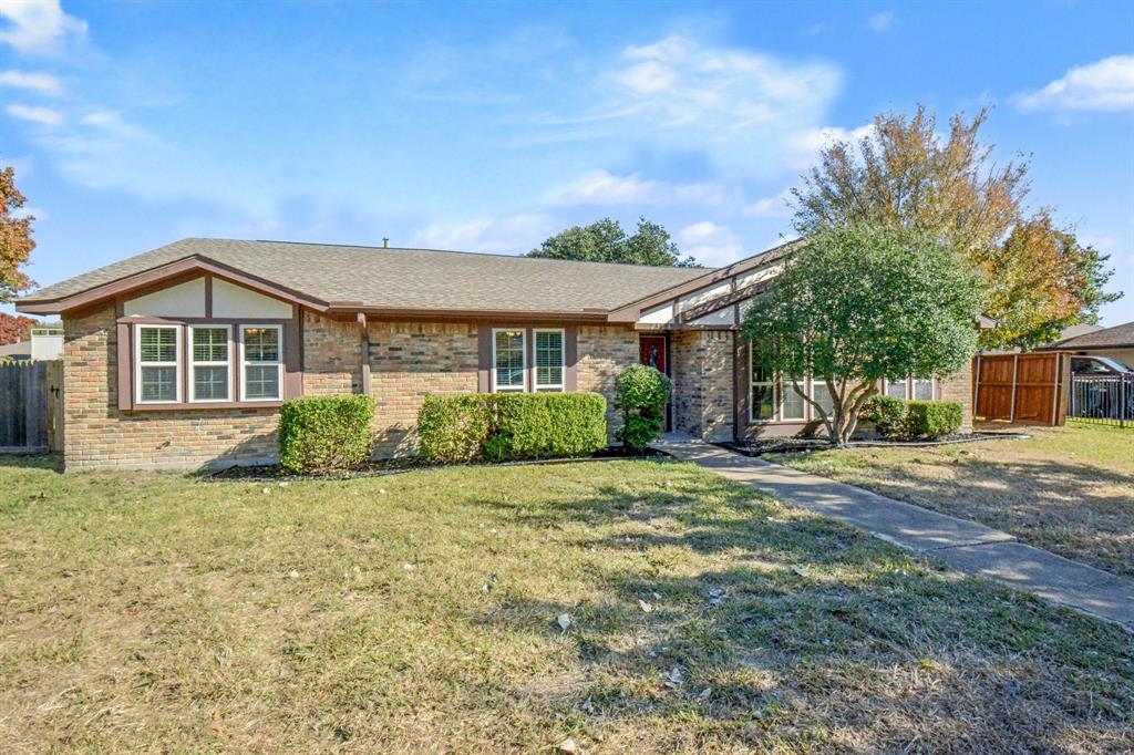 2304 Twilight Circle Property Photo 1
