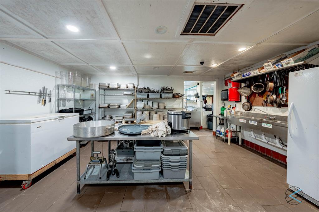 1203 Goodnight Boulevard Property Photo 19