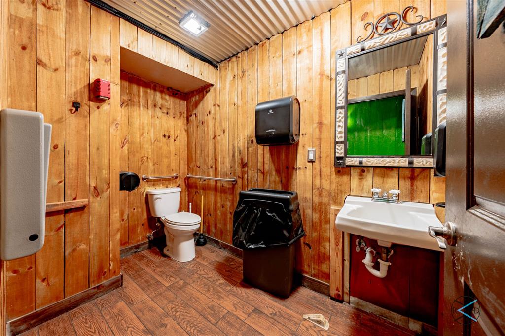 1203 Goodnight Boulevard Property Photo 33