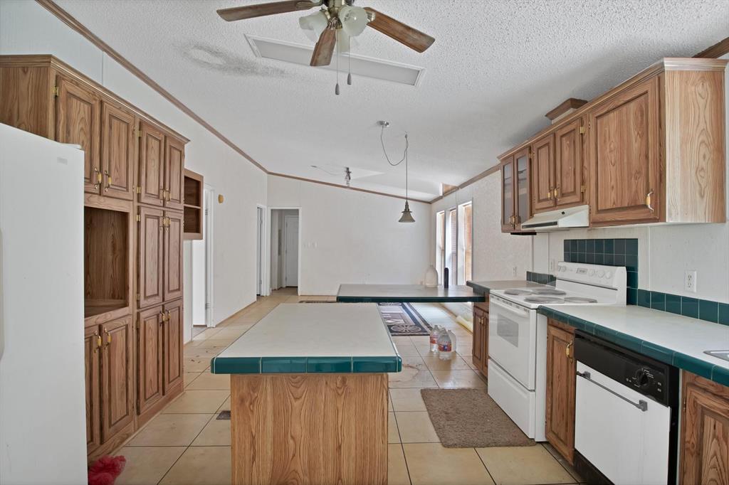 318 Bavarian Road Property Photo 8