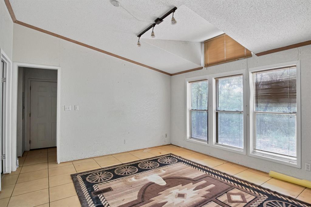 318 Bavarian Road Property Photo 10