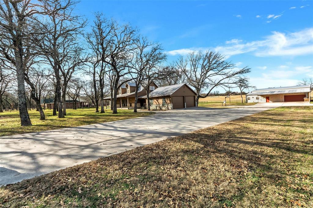 131 County Road 4680 Property Photo 2