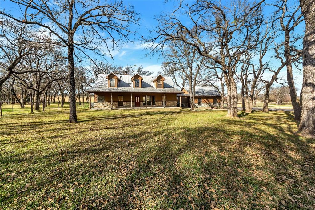 131 County Road 4680 Property Photo 4