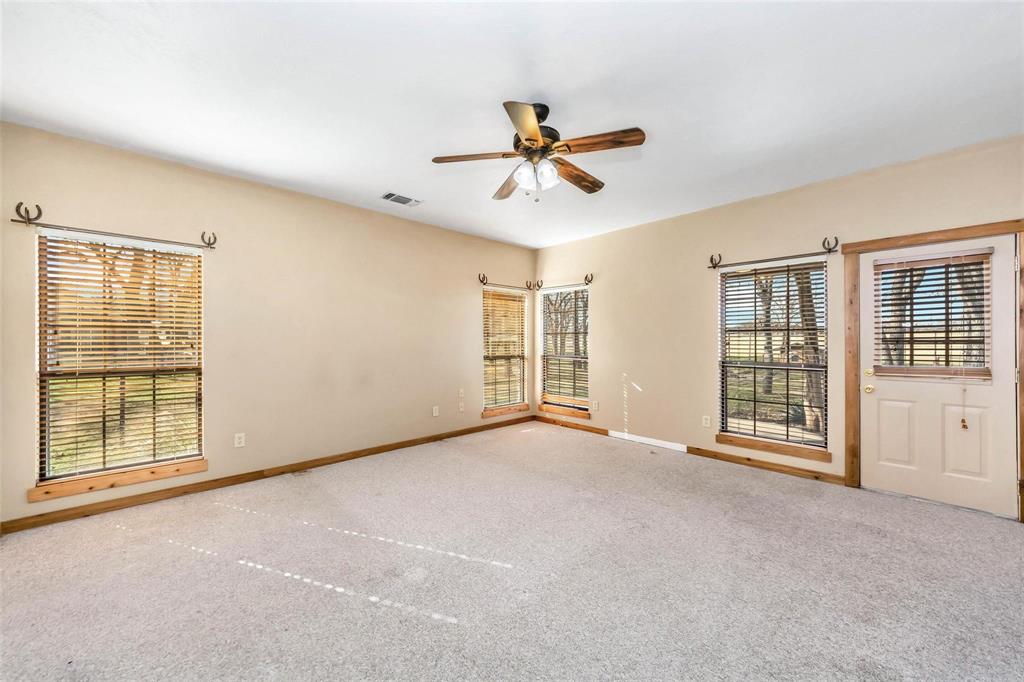 131 County Road 4680 Property Photo 16