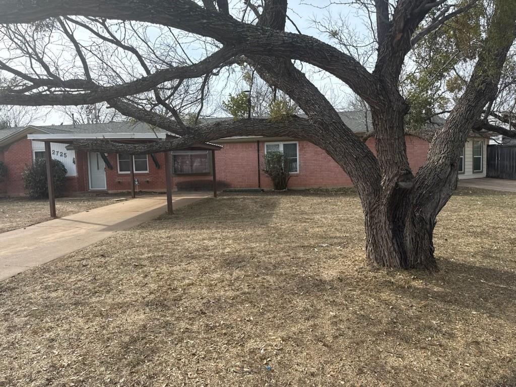2725 Robertson Drive Property Photo 1