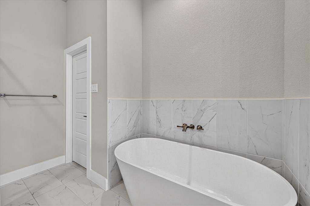 462 Creekside Property Photo 16