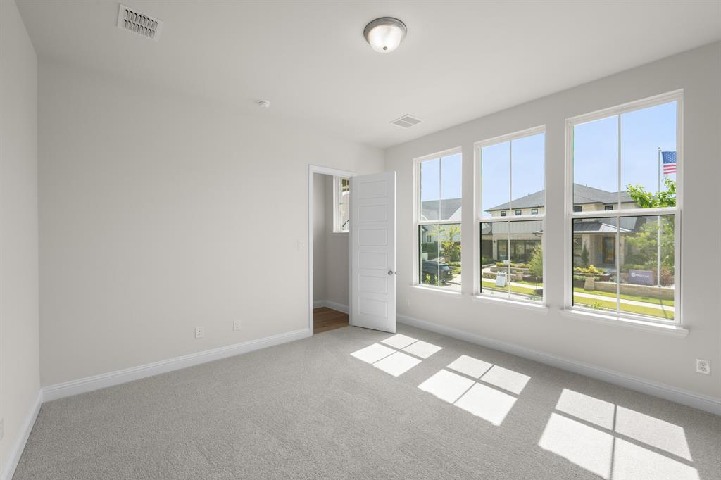 2017 Grey Birch Place Property Photo 7