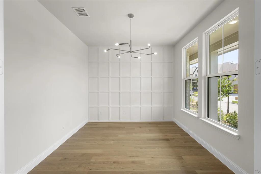 2017 Grey Birch Place Property Photo 8