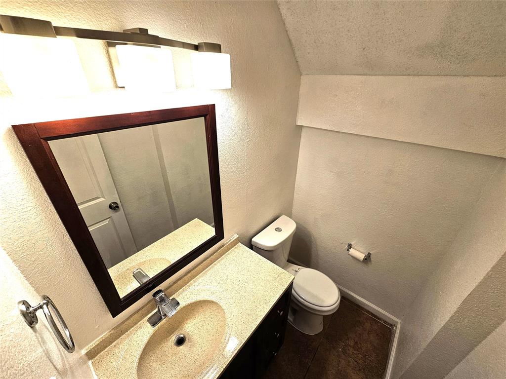 724 Bluebonnet Drive A Property Photo 15