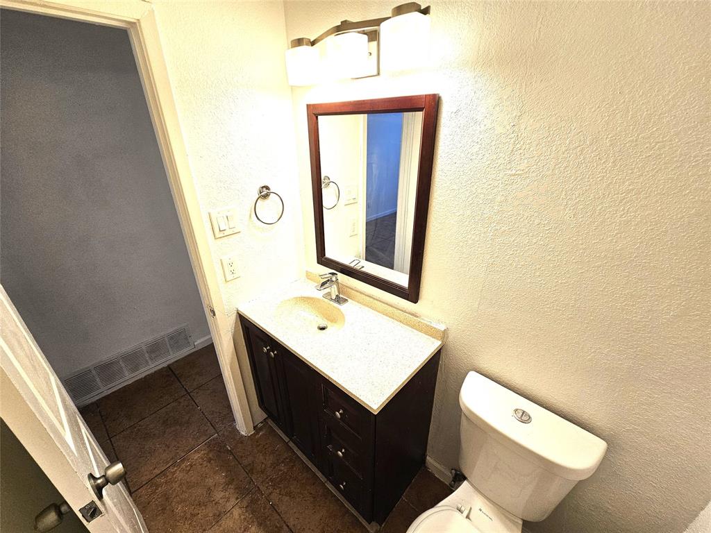 724 Bluebonnet Drive A Property Photo 16