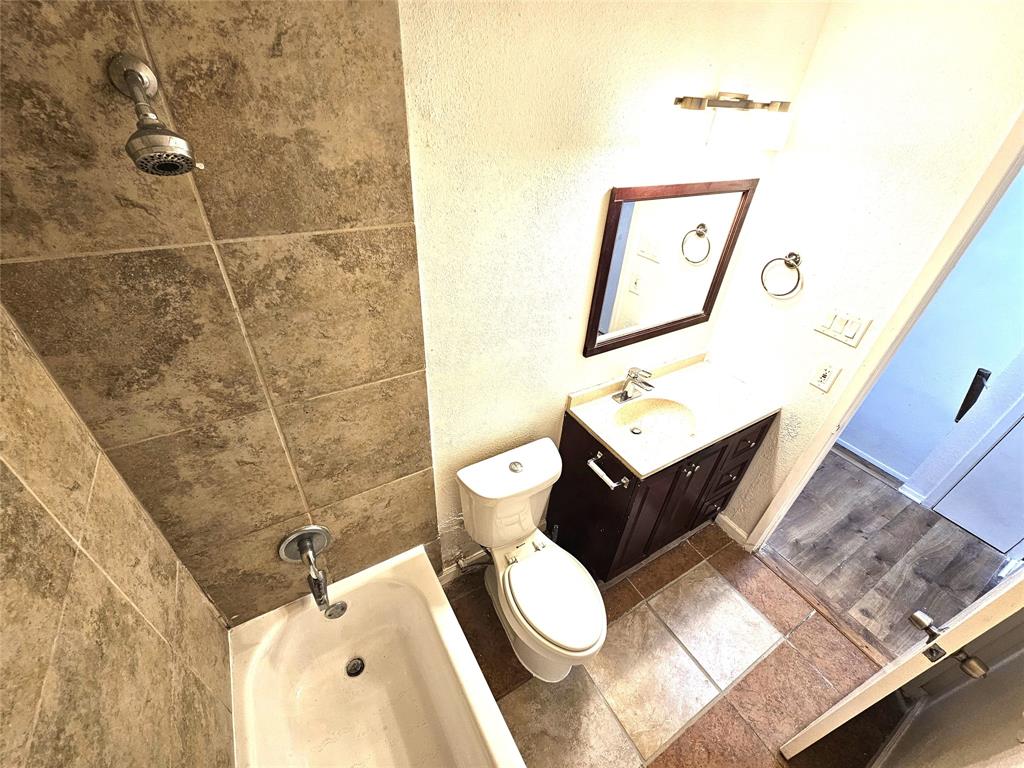 724 Bluebonnet Drive A Property Photo 23
