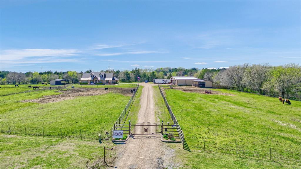 710 Us-82 Property Photo 3