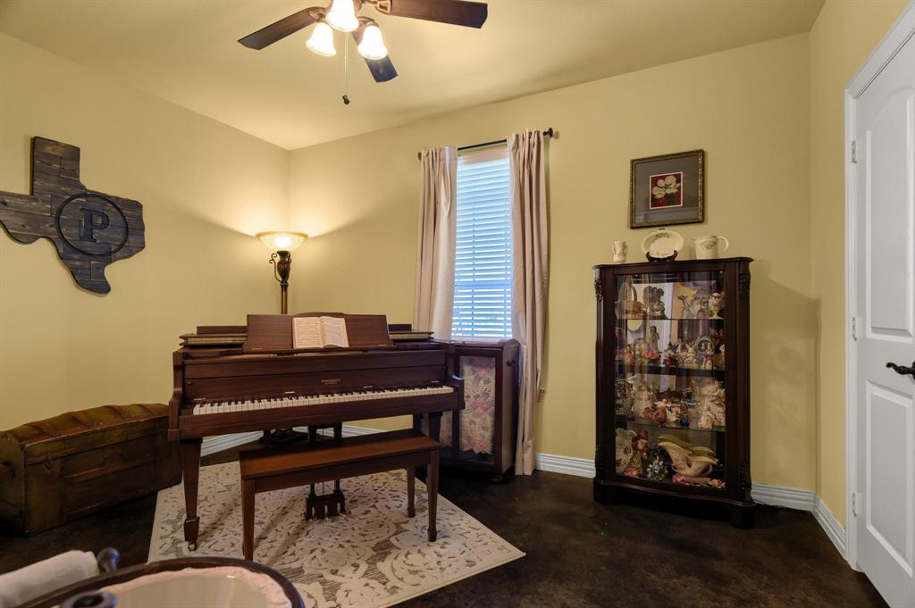 710 Us-82 Property Photo 24