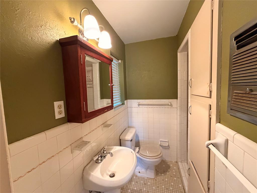 1416 Norwood Drive Property Photo 10