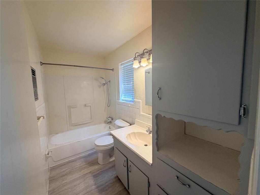1416 Norwood Drive Property Photo 12